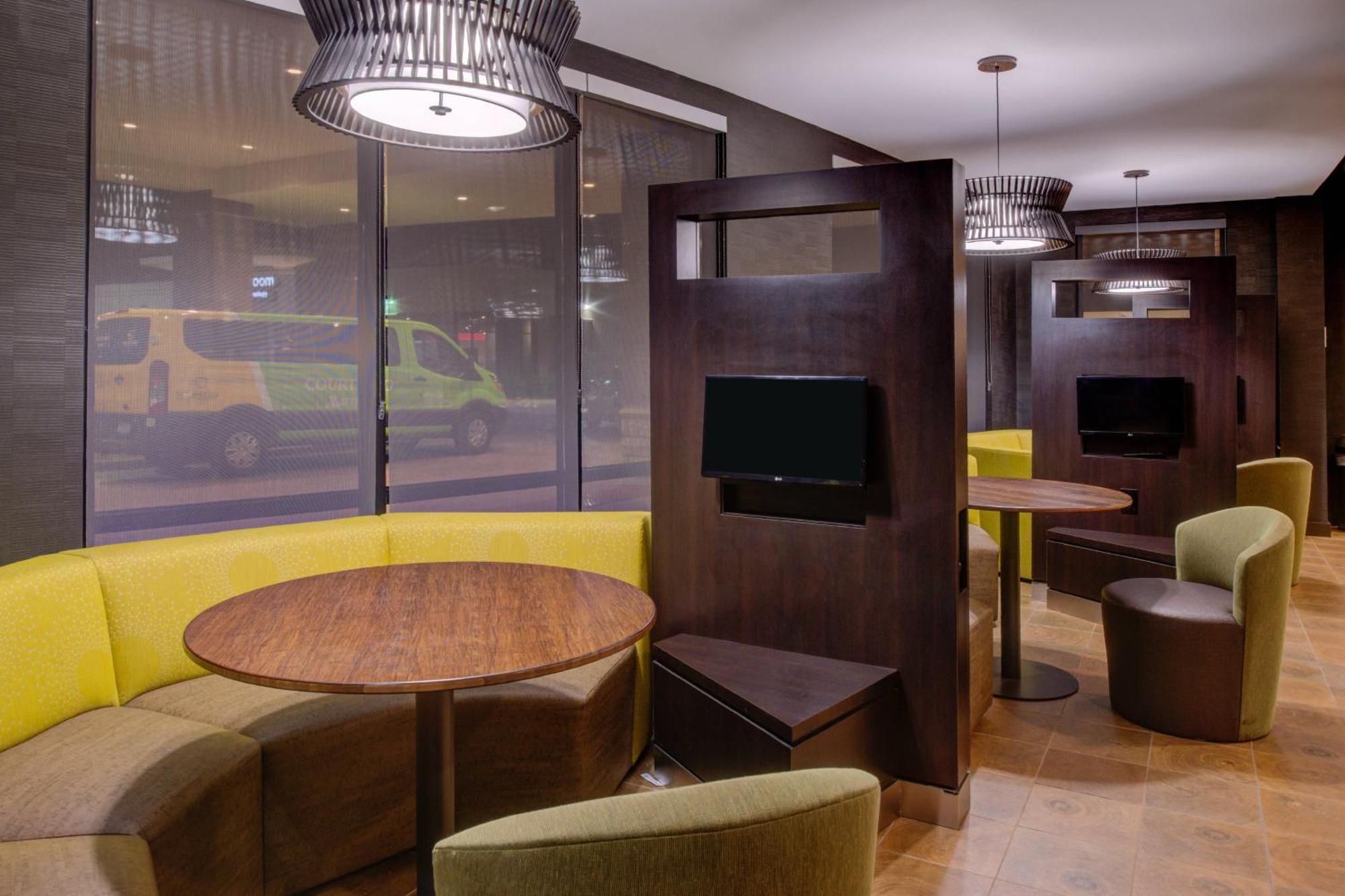 Courtyard By Marriott St Louis Chesterfield Εξωτερικό φωτογραφία